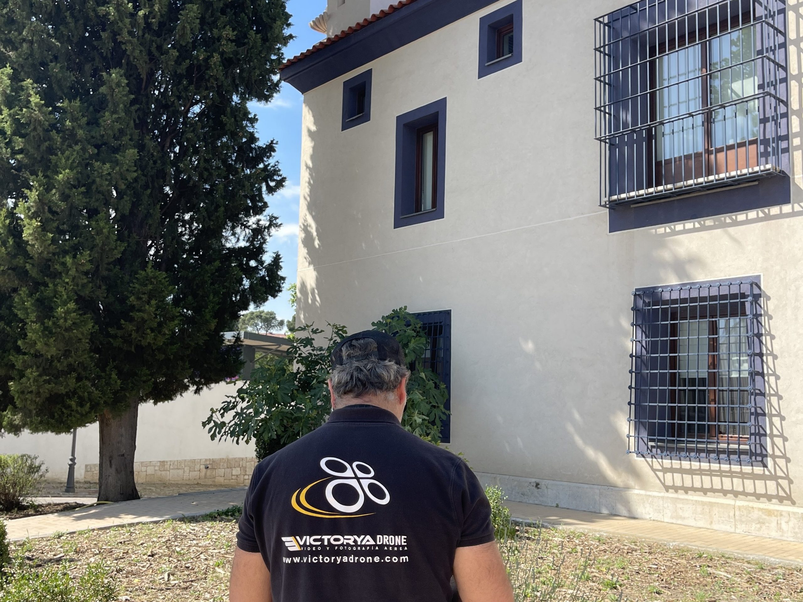 Rodaje de vídeo corporativo con dron